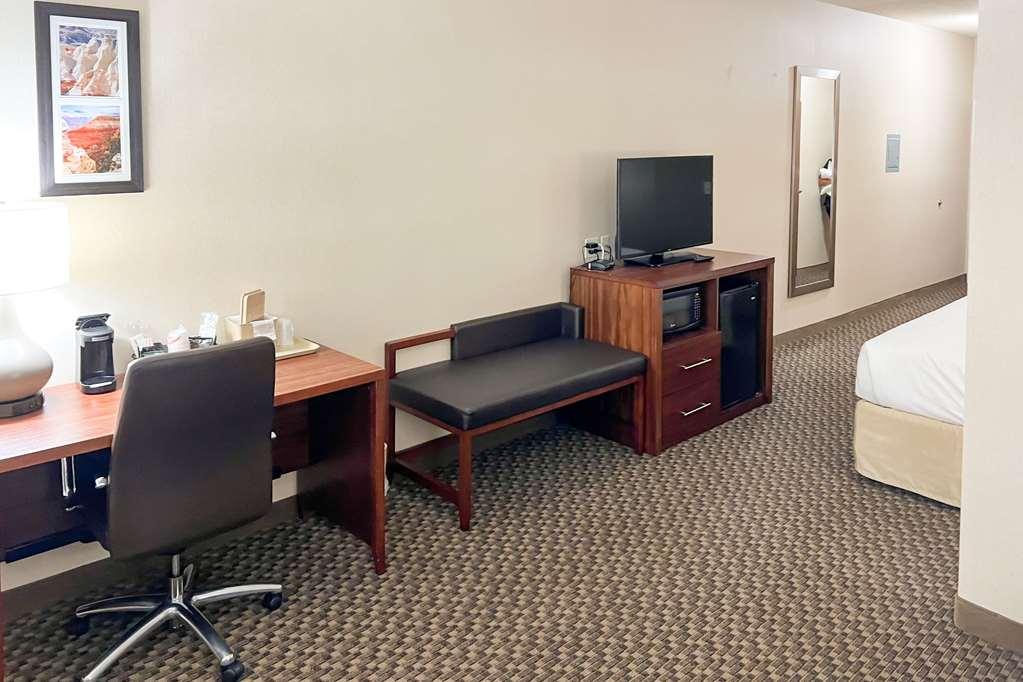 Comfort Inn And Suites Thatcher Room photo