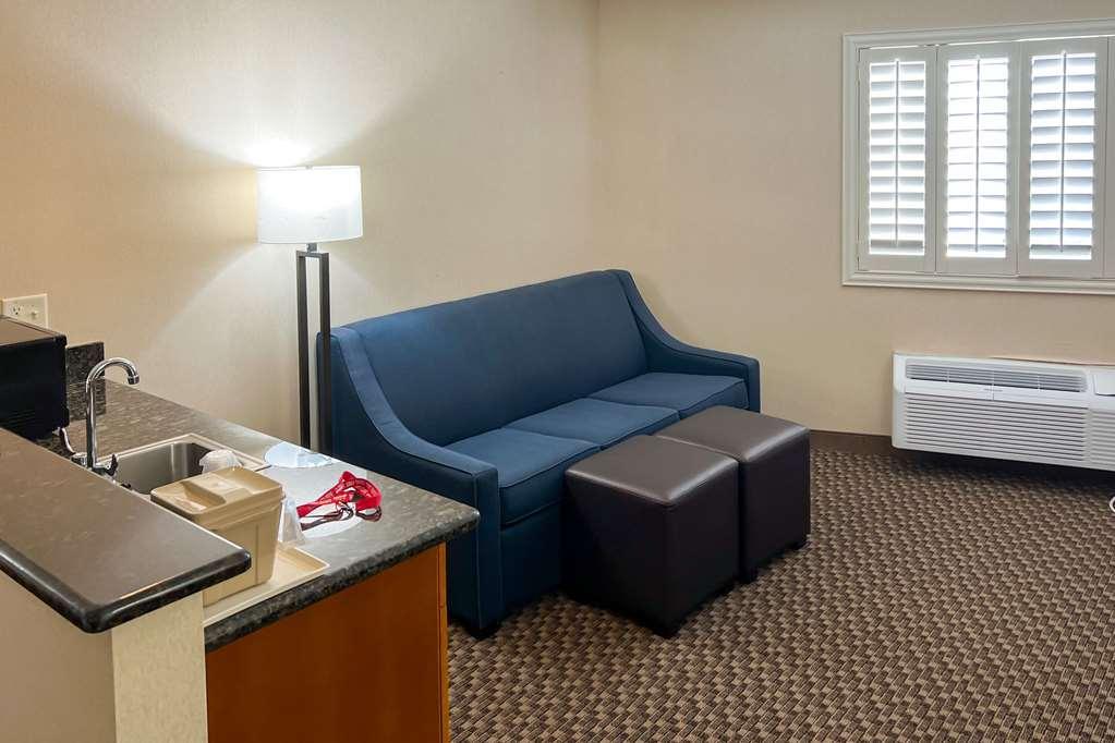 Comfort Inn And Suites Thatcher Room photo