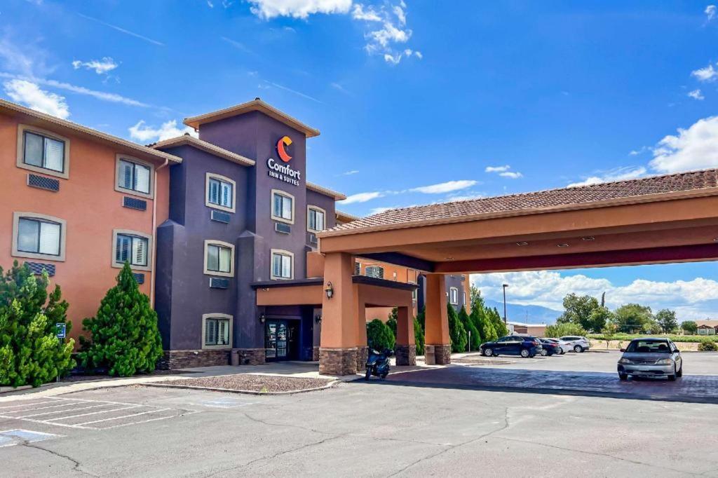 Comfort Inn And Suites Thatcher Exterior photo